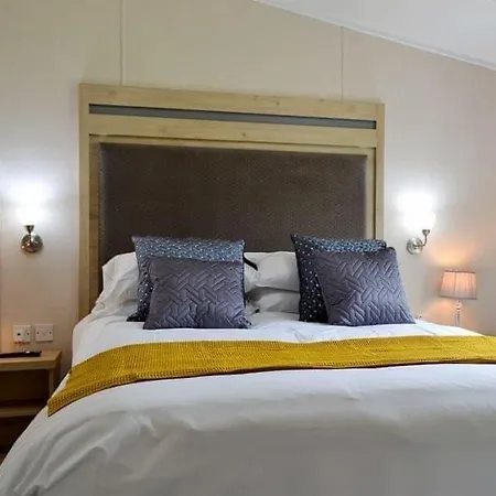 Hidden Gem With Hot Tub *